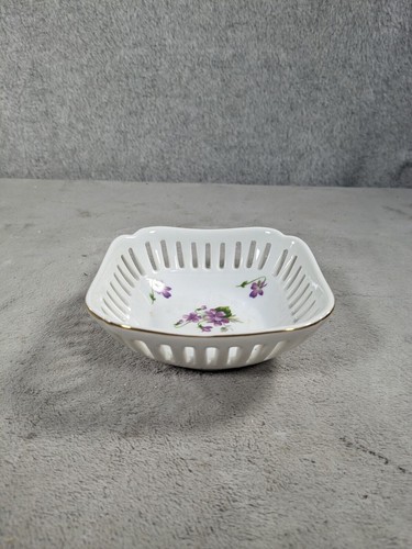 Vintage small white ceramic - vintage,